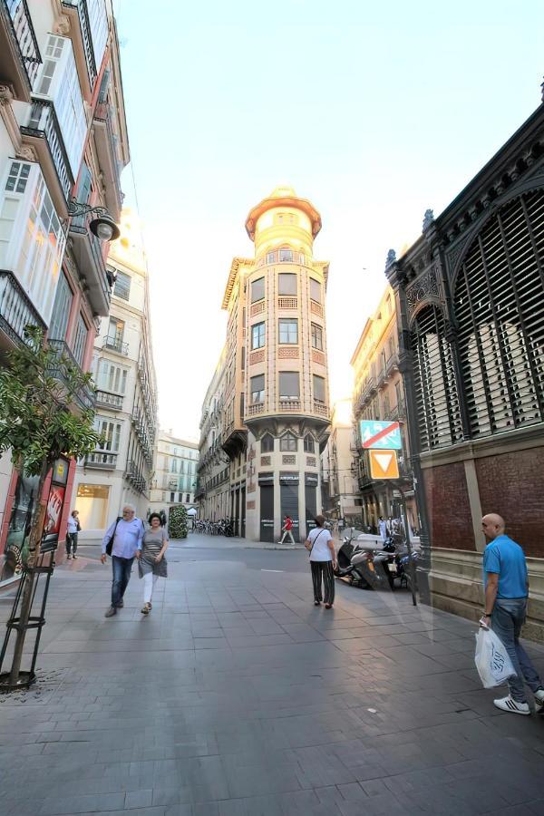 Lovely Suite With River Views And Parking Malaga Exterior photo